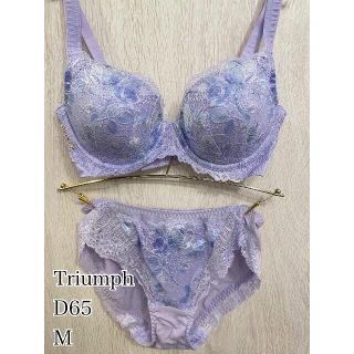 トリンプ セクシー ブラ&ショーツセットの通販 200点以上 | Triumphの