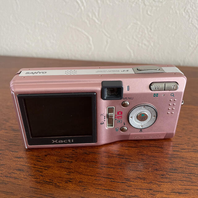 SANYO - SANYO Xacti DSC-J4 ピンク ジャンク品の通販 by SANYO - SANYO Xacti DSC-J4 ピンク ジャンク品の通販 by