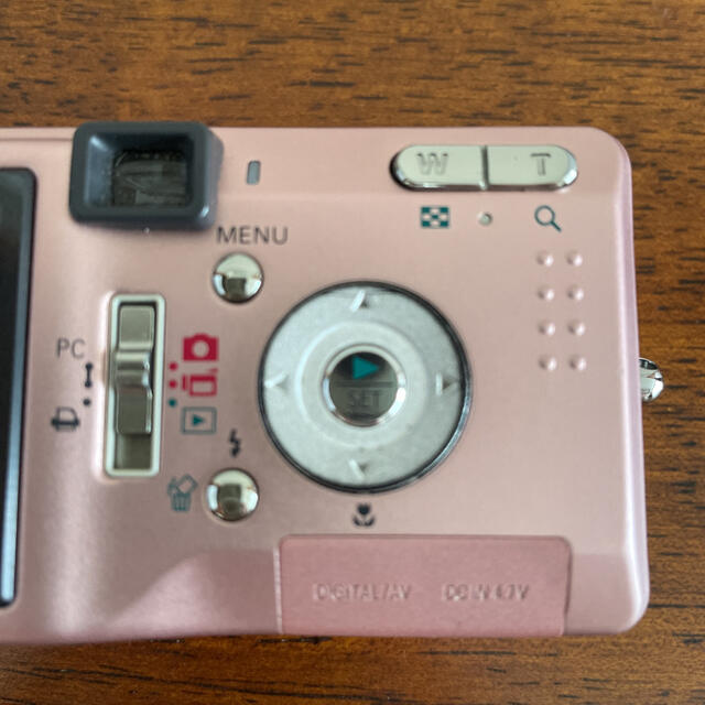 SANYO - SANYO Xacti DSC-J4 ピンク ジャンク品の通販 by SANYO - SANYO Xacti DSC-J4 ピンク ジャンク品の通販 by
