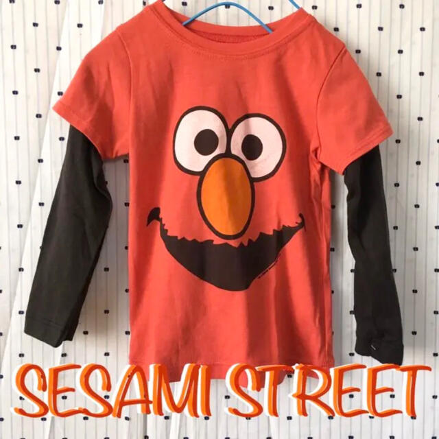 SESAME STREET(セサミストリート)のSESAMIセサミストリート限定エルモ ロングスリーブTシャツ★ キッズ３Ｔ キッズ/ベビー/マタニティのキッズ服男の子用(90cm~)(Tシャツ/カットソー)の商品写真