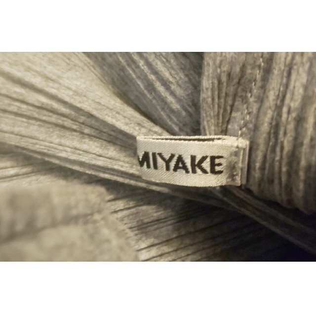 ISSEY MIYAKE(イッセイミヤケ)のISSEY MIYAKE  ミニバッグ レディースのバッグ(ハンドバッグ)の商品写真