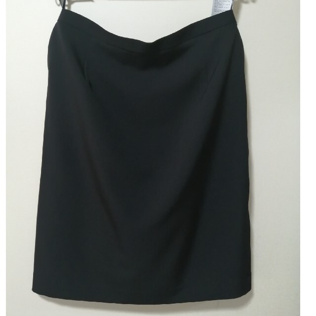 新品★LLサイズ　事務服スカート　ブラックスカート レディースのスカート(ひざ丈スカート)の商品写真
