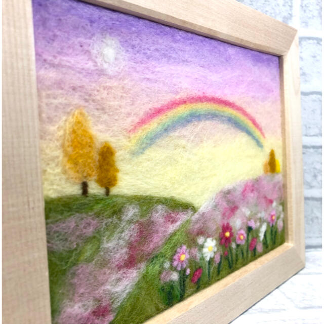 羊毛フェルト 刺繍 絵 秋の夕暮れ 虹とコスモス畑の通販 by s 羊毛フェルト 刺繍 絵 秋の夕暮れ 虹とコスモス畑の通販 by s