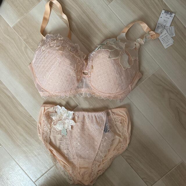 新品タグ付☆サルートブラ&ショーツセットG75 towinglouisvilleky.com