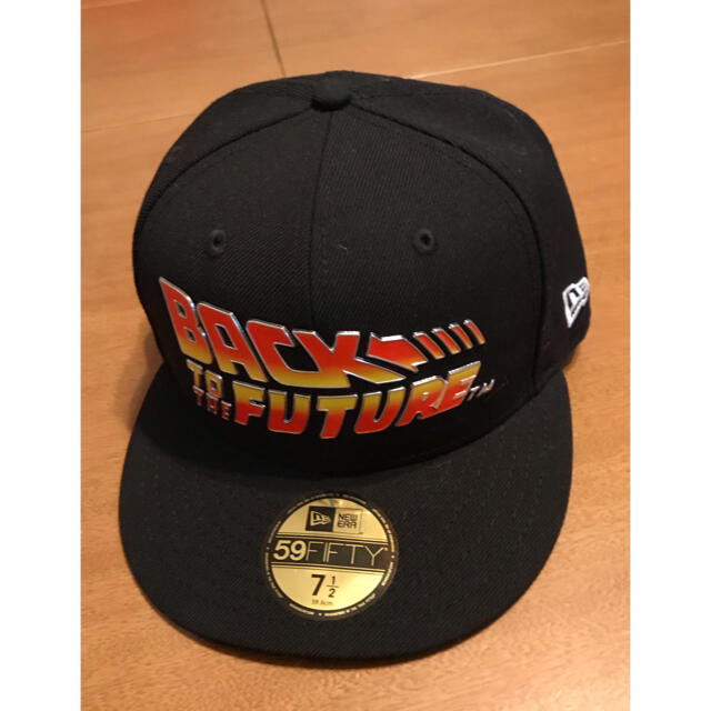 NEW ERA(ニューエラー)のNEW ERA BACK TO THE FUTURE コラボ 71/2 メンズの帽子(キャップ)の商品写真