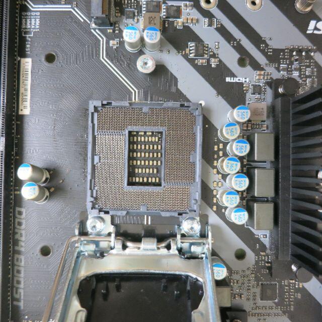 LGA1151（INTEL第8/9世代）マザーボード 7