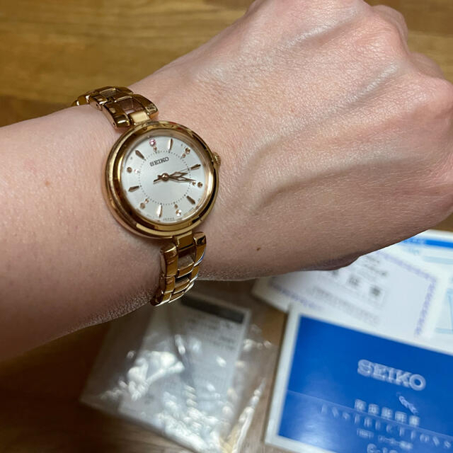 超美品✨SEIKO 電波腕時計