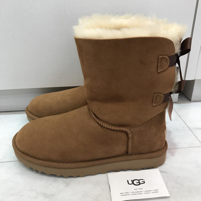 UGG ムートンブーツ　リボン　【24cm】