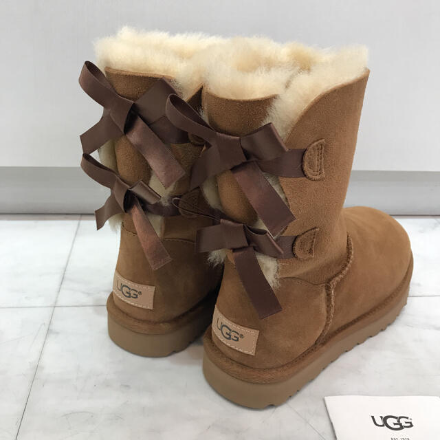 ☆未使用品☆UGG アグ ムートンブーツ リボン付き 24cm