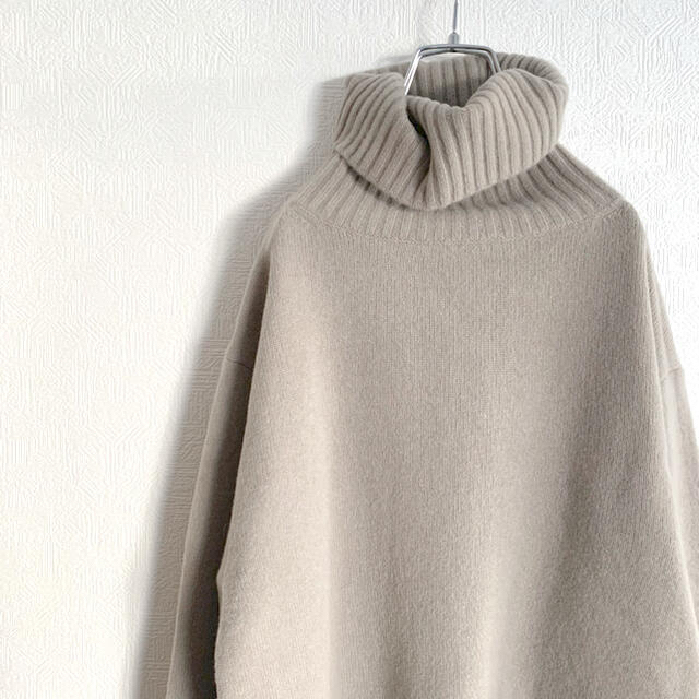 沸騰ブラドン 定価39600円 - CLASSE DEUXIEME 19AW ニット ミドルゲージタートル ドゥーズィエムクラス ニット/セーター 沸騰ブラドン 定価39600円 - CLASSE DEUXIEME 19AW ニット ミドルゲージタートル ドゥーズィエムクラス ニット/セーター