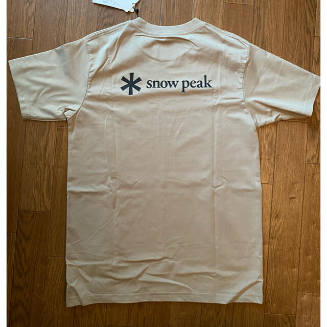 Snow Peak(スノーピーク)のスノーピーク　限定プリントロゴTシャツ　サイズ　XL  ベージュ メンズのトップス(Tシャツ/カットソー(半袖/袖なし))の商品写真