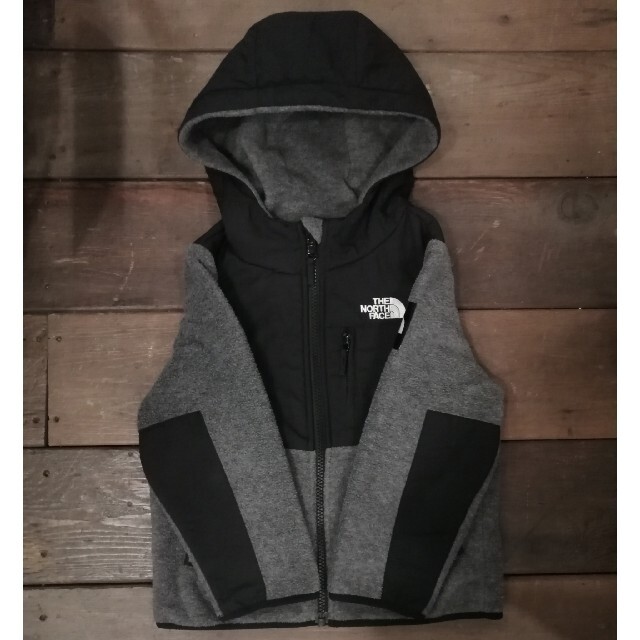 THE NORTH FACE(ザノースフェイス)の希少 ノースフェイス デナリフーディ 110 キッズ フリース ジャケット キッズ/ベビー/マタニティのキッズ服男の子用(90cm~)(ジャケット/上着)の商品写真