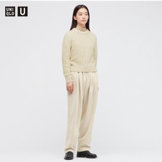 ユニクロ(UNIQLO)のユニクロユー　スウェットギャザーパンツ　Sサイズ　UNIQLO U(カジュアルパンツ)