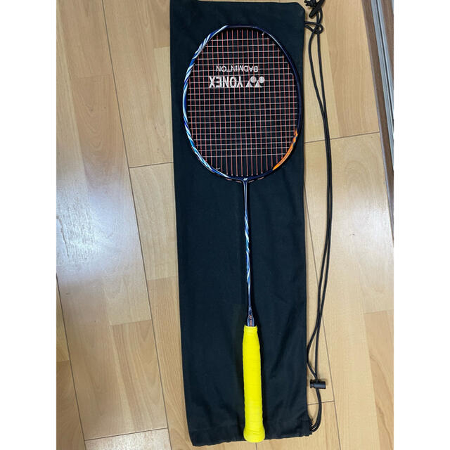 YONEX アストロクス100ZZ 4UG5