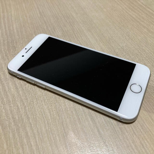 iPhone 8 シルバー  64GB SIMフリー バッテリー新品100%スマートフォン本体