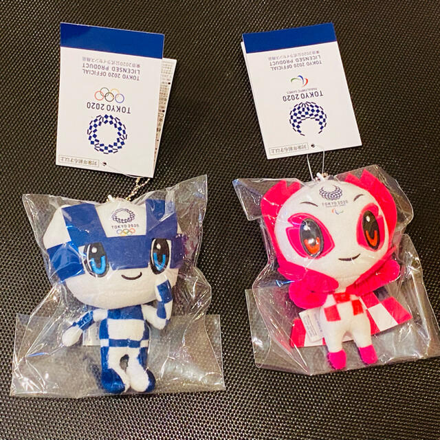 おまけ付き●TOKYO2020オリンピック　ぬいぐるみSS（2体セット） エンタメ/ホビーのおもちゃ/ぬいぐるみ(キャラクターグッズ)の商品写真