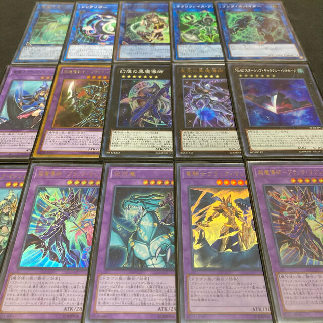 遊戯王　ブラックマジシャン 6