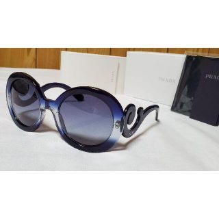 プラダ(PRADA)の正規未 プラダ ミニマル バロック バタフライ サングラス 青 ハイド着 付属有(サングラス/メガネ)