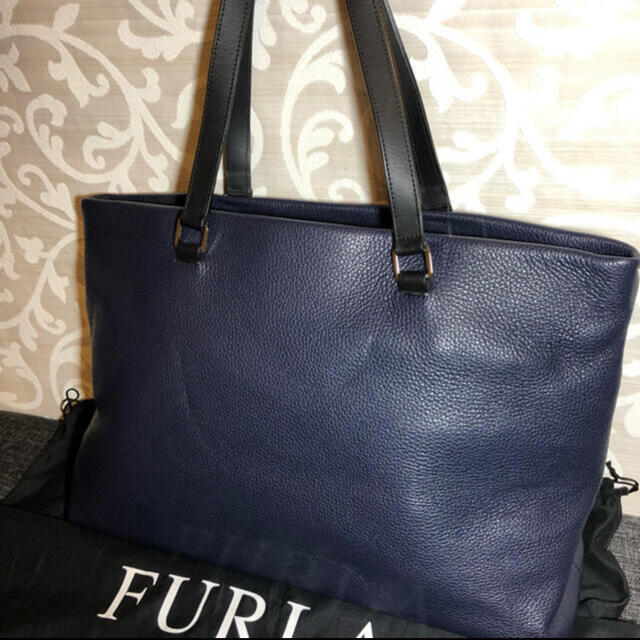 FURLA メンズ　トートバッグ 3