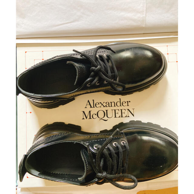 Alexander McQueen(アレキサンダーマックイーン)のAlexander Macqueen ワンダー レースアップ チャンキーソール レディースの靴/シューズ(ローファー/革靴)の商品写真