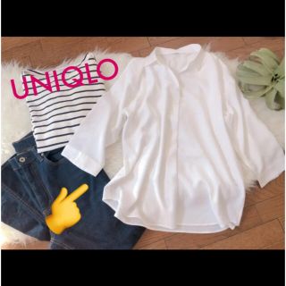 ユニクロ(UNIQLO)のタグ付き新品 UNIQLO レーヨンスキッパーブラウス S 白(シャツ/ブラウス(長袖/七分))