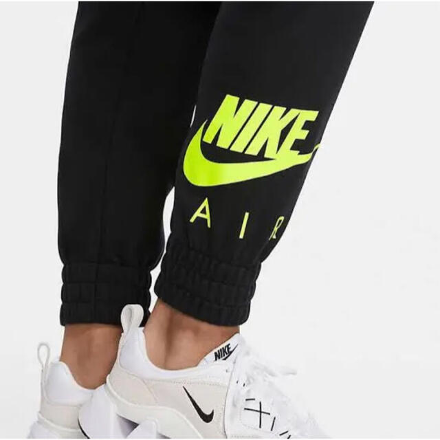 NIKE(ナイキ)の新品 NIKE ナイキ スウェットパンツ ジョガーパンツ フレンチテリー  レディースのパンツ(カジュアルパンツ)の商品写真