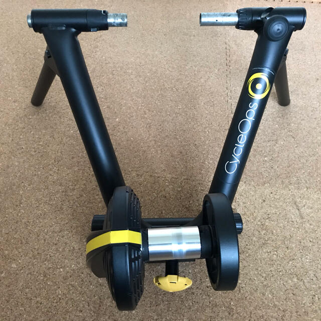 スマートトレーナー サイクルオプス マグナス ローラー台 ZWIFT サリス
