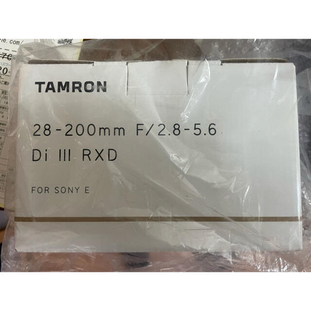 タムロン tamron 28-200mm F2.8-5.6 DiIII 1