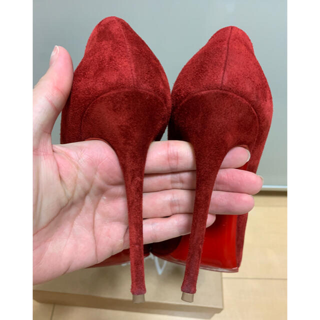 Christian Louboutin(クリスチャンルブタン)のルブタン  パンプス レディースの靴/シューズ(ハイヒール/パンプス)の商品写真