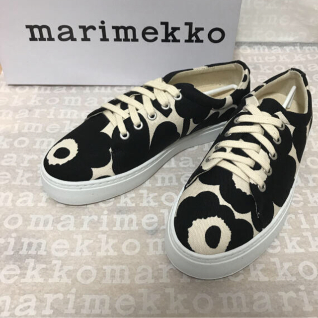 marimekko(マリメッコ)のレア！新作！マリメッコ　Drutha Mini Unikko スニーカー レディースの靴/シューズ(スニーカー)の商品写真