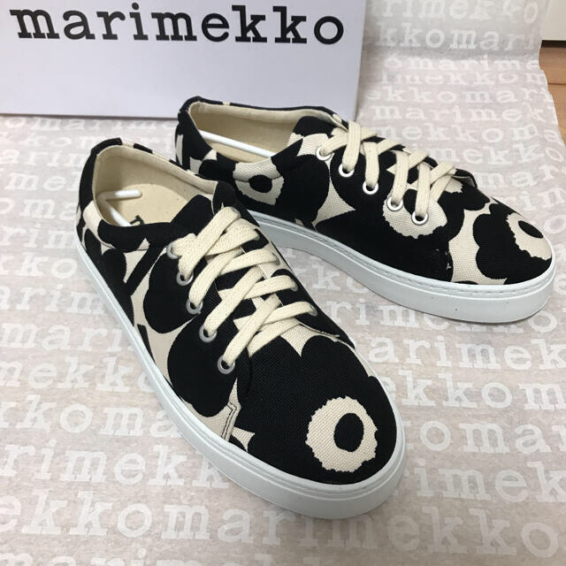 marimekko(マリメッコ)のレア！新作！マリメッコ　Drutha Mini Unikko スニーカー レディースの靴/シューズ(スニーカー)の商品写真