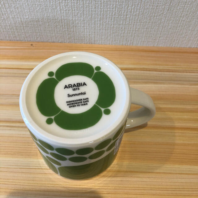 【新品・未使用】アラビア　スンヌンタイ　グリーン　マグカップ