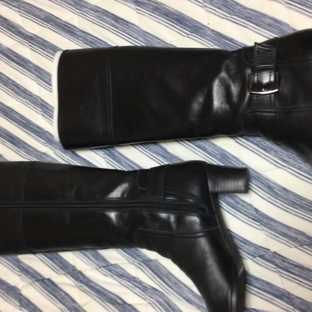 DIANA(ダイアナ)の【美品】Diana ブーツ(黒)23､5cm レディースの靴/シューズ(ブーツ)の商品写真