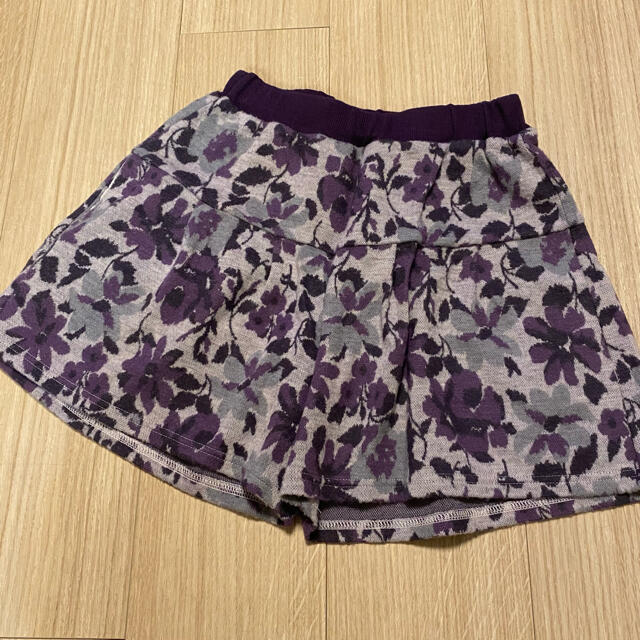 BeBe(ベベ)のBeBe ベベ✨花柄キュロット140cm キッズ/ベビー/マタニティのキッズ服女の子用(90cm~)(スカート)の商品写真