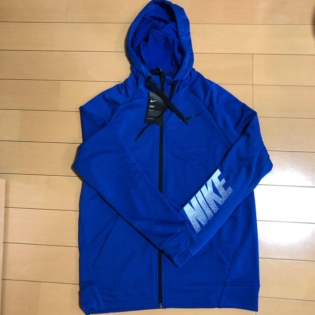 NIKE(ナイキ)のナイキ　ジップアップパーカー　Lサイズ メンズのトップス(パーカー)の商品写真