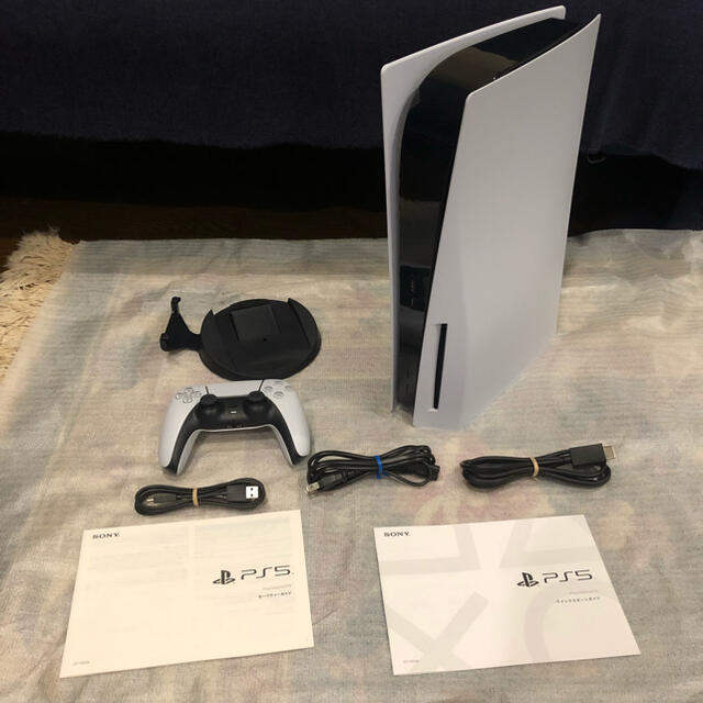 PlayStation - 【中古美品/箱・説明書・付属品完備】 PS5