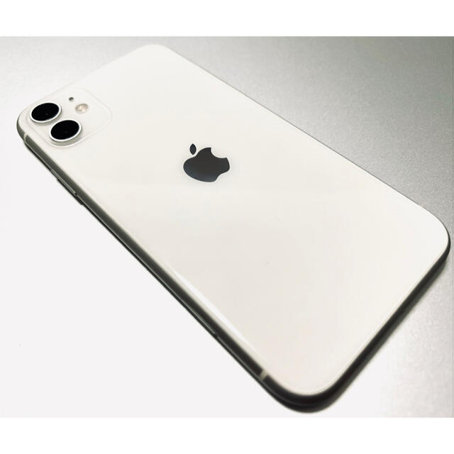 iPhone(アイフォーン)のiPhone 11 128GB バッテリー容量100% 美品　iFace付 スマホ/家電/カメラのスマートフォン/携帯電話(スマートフォン本体)の商品写真