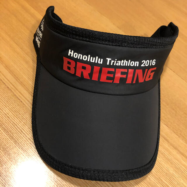 BRIEFING(ブリーフィング)の【非売・限定】BRIEFINGサンバイザー　ホノルルトライアスロン2016公式 スポーツ/アウトドアのランニング(その他)の商品写真