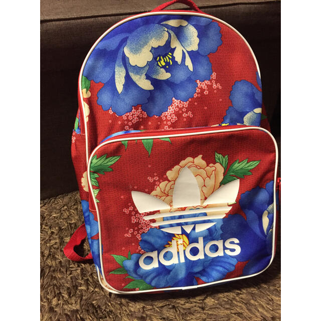 adidas - adidas リュック　タグ付き