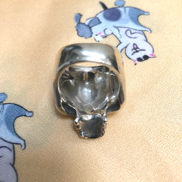 CRAZY PIG(クレイジーピッグ)のクレイジーピッグ　EVIL SKULL RING  キースリング メンズのアクセサリー(リング(指輪))の商品写真