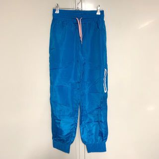 エイチアンドエム(H&M)のH&M カラーボトムス ナイロン ジャージ (その他)