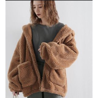 ザラ(ZARA)のあけちゃん様専用　オーバーサイズボリューム袖ミドル丈無地ジップアップブルゾン(ブルゾン)