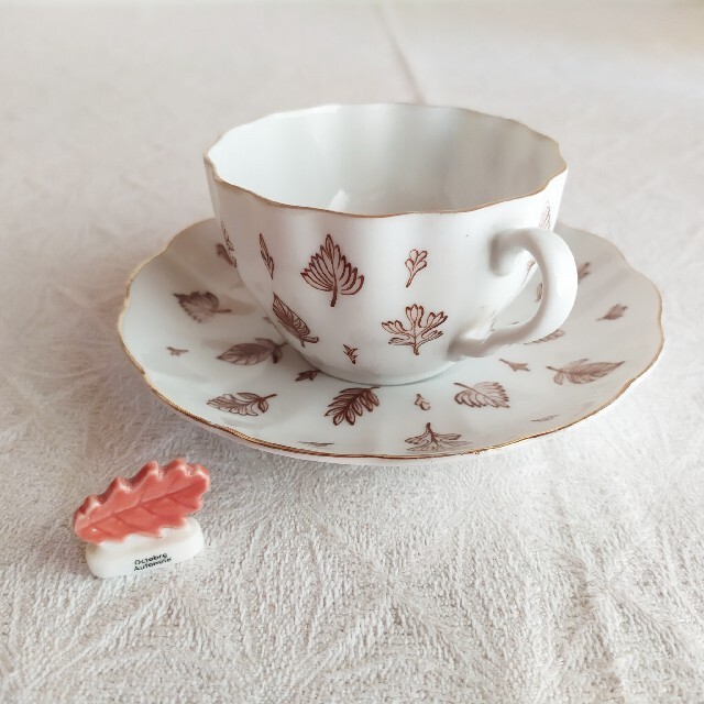 *arabia ☘ brown leaf  cup ＆ saucer (b) 5