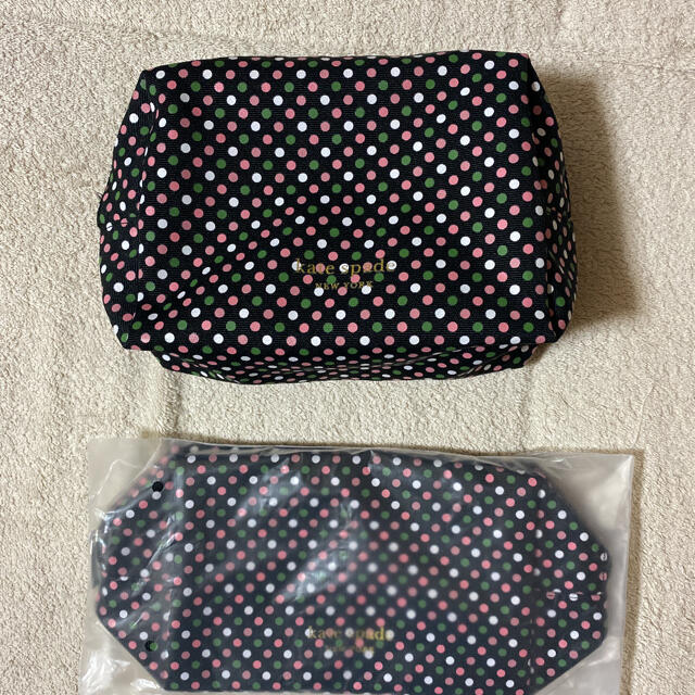 kate spade new york(ケイトスペードニューヨーク)のジャスミン様専用　ケイトスペード　ドットポーチ　非売品 レディースのファッション小物(ポーチ)の商品写真