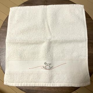 エルメス(Hermes)のHERMES ☆馬刺繍ハンドタオル☆希少(タオル/バス用品)