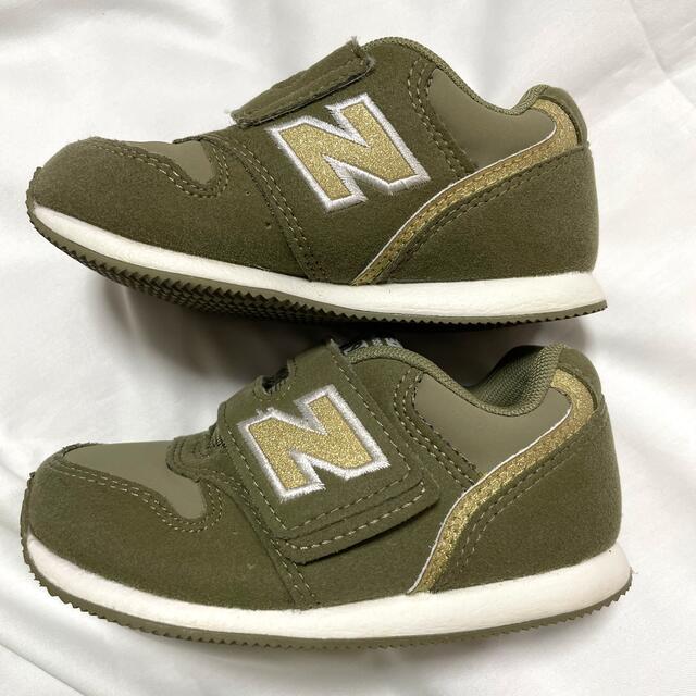 New Balance(ニューバランス)のニューバランス　996 カーキ　15センチ キッズ/ベビー/マタニティのキッズ靴/シューズ(15cm~)(スニーカー)の商品写真