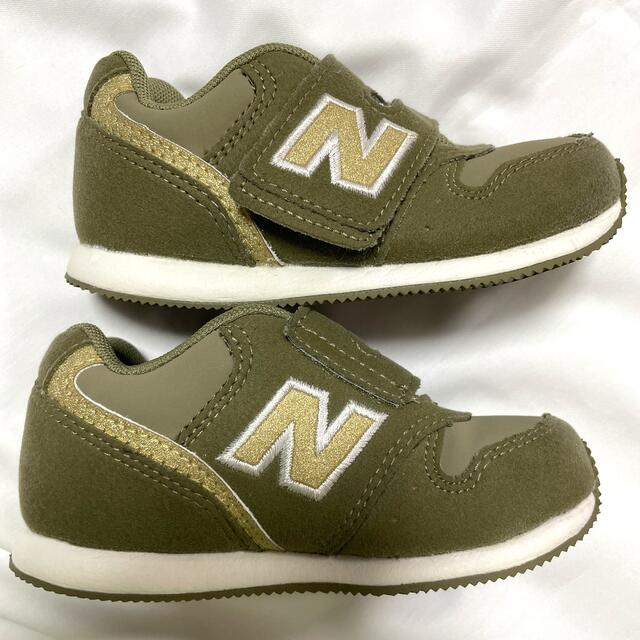 New Balance(ニューバランス)のニューバランス　996 カーキ　15センチ キッズ/ベビー/マタニティのキッズ靴/シューズ(15cm~)(スニーカー)の商品写真