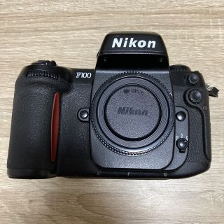 ニコン(Nikon)のニコン F100 (ストロボ付き) Nikon (フィルムカメラ)