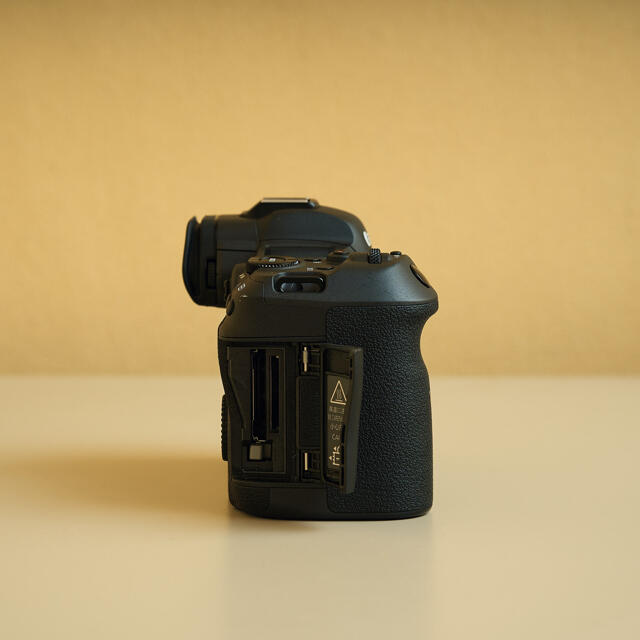 【極美品】Canon EOS R5