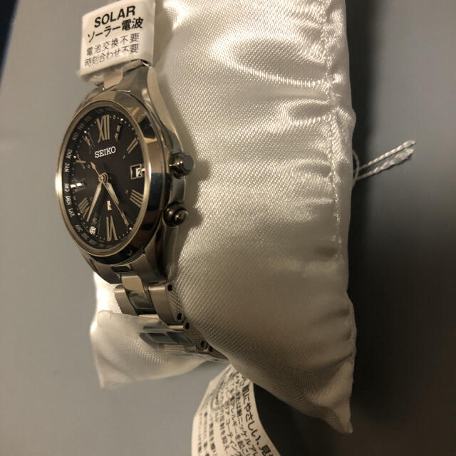 専用 新品 SEIKO ルキア ダイヤ入 レディース シルバー ソーラー腕時計